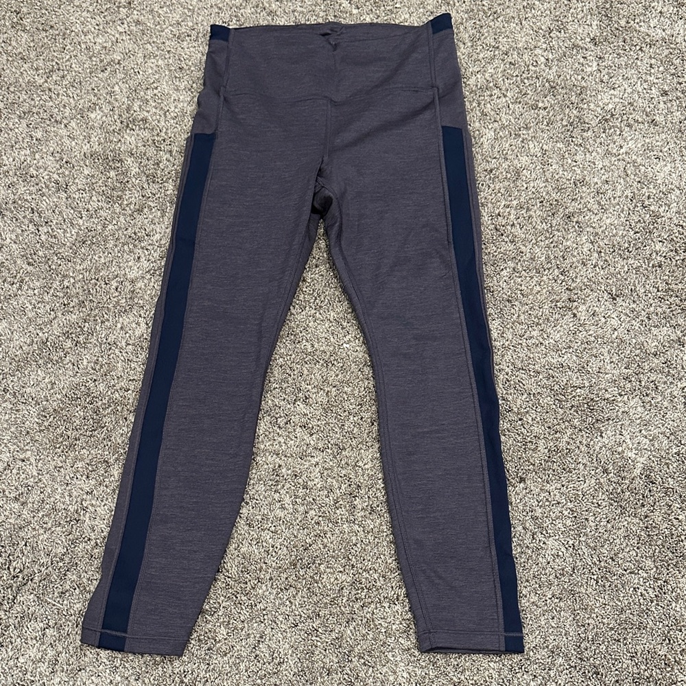 Athleta ultimate stash pocket 7/8 tight legging